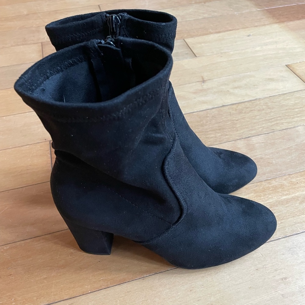 Candies: Black Block Heeled Boots